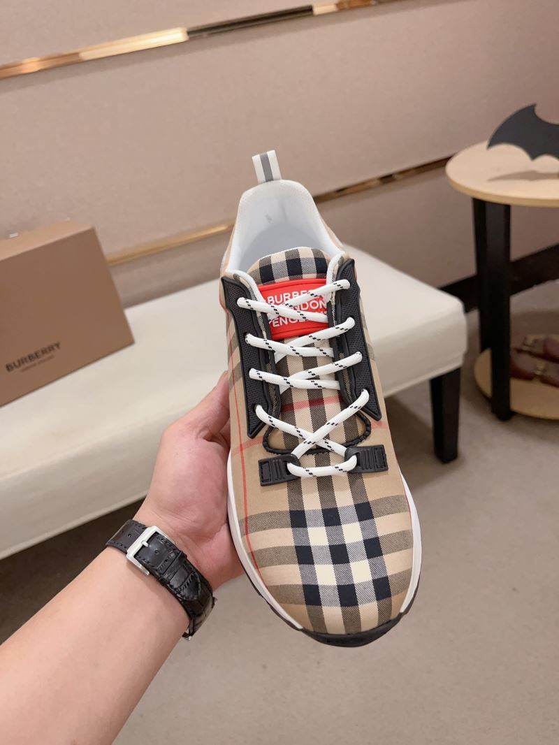 Burberry Low Shoes